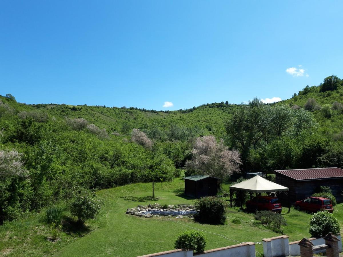 Il Baiocchino Bed & Breakfast คาสเทลซานเปียโตรแตร์เม ภายนอก รูปภาพ